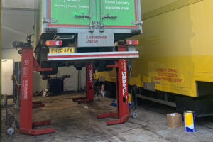 Commercial vehicle workshop2